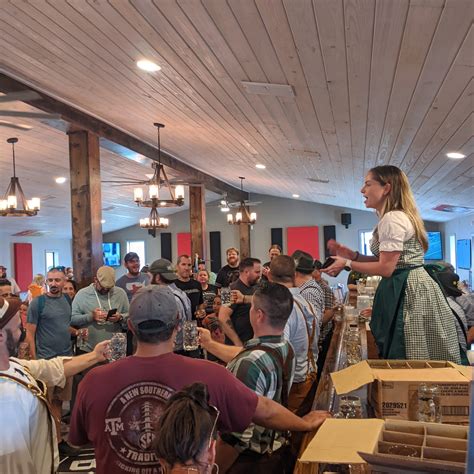 Drink like you’re German at Back Pew’s Oktobeerfest - Houston Beer Guide