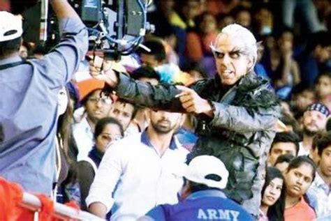 SEE PICS: You wouldn't believe how Akshay Kumar looks in Rajinikanth's ...