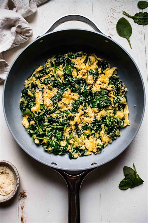 Spinach Scrambled Eggs