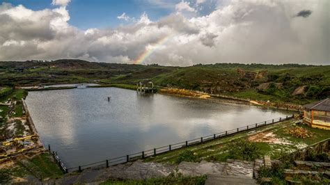Discover Meghalaya - Land of Clouds