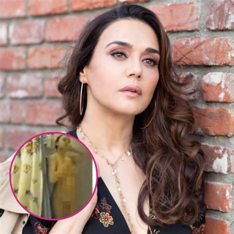 Before Anjali Arora's MMS leak, Kareena Kapoor Khan, Jacqueline Fernandez and more Bollywood ...