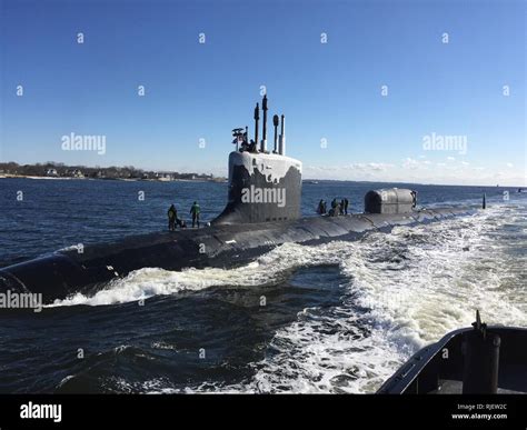 190131-N-LW591-002 GROTON, Conn. (Jan. 31, 2019) The Virginia-class ...