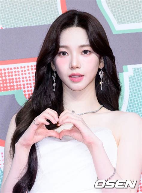 Karina's fans protest Lee Jun-seok over shared sexual harassment ...