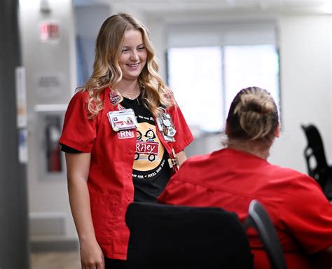 DAISY celebrates NICU nurse | Riley Children's Health
