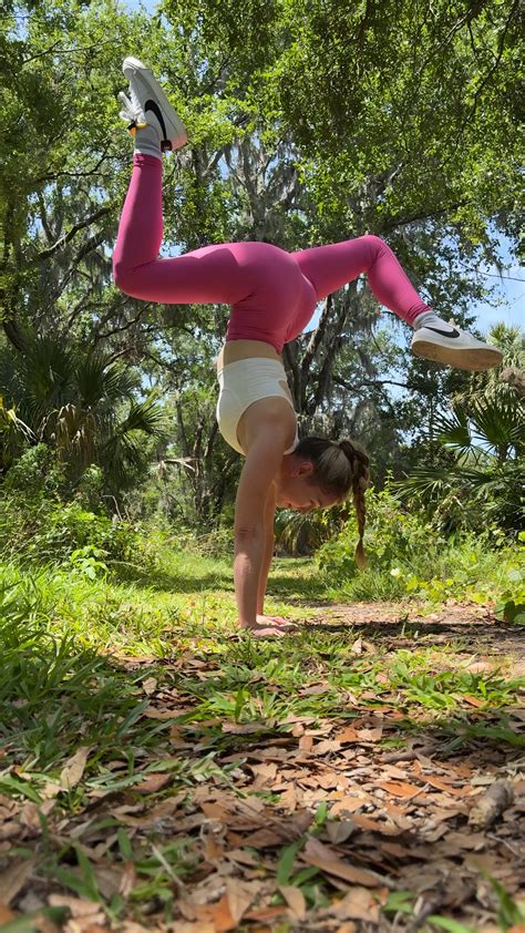 Megan Hochheimer (@meganhochheimeryoga) • Instagram photos and videos