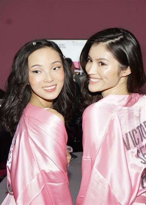 SUIHESTYLE - Xiao Wen Ju and Sui He at the backstage of the...