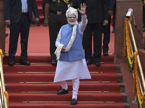 Five Features That Make Narendra Modi the Most Stylish Prime Minister ...