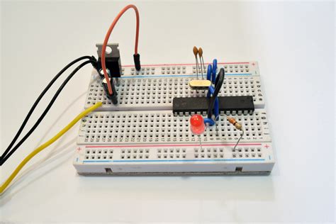 Arduino Uno with Breadboard Coding 的图像结果
