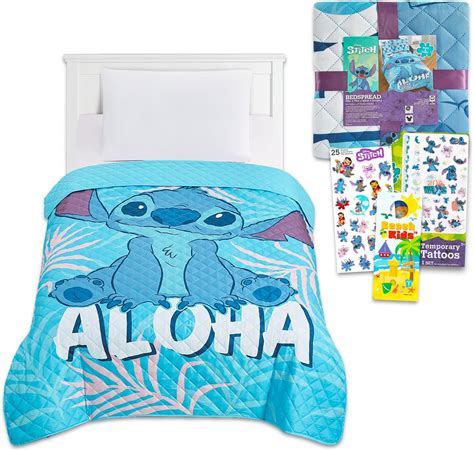 Amazon.com: Minecraft Twin Bedding Set for Kids - Bundle with Quilted ...