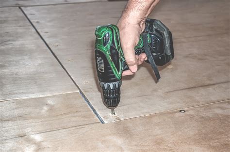 Fix a Squeaking Floor Under Carpet, Hardwood, Tile or Vinyl | The Money Pit