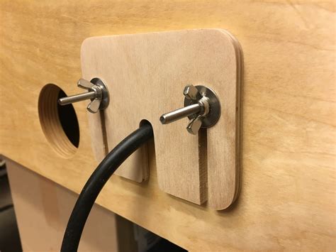 Router Table Plug 的图像结果