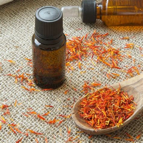 Saffron Essential Oil | Aromatherapy Oils Online in Bulk | Perfume Oil