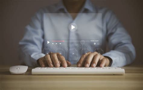 Computer Man Live 的图像结果