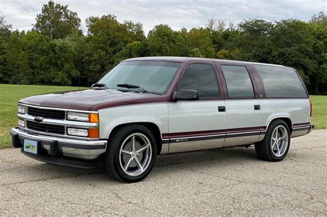 48k-Mile 1994 Chevrolet C1500 Suburban Silverado for sale on BaT Auctions - closed on February 8 ...
