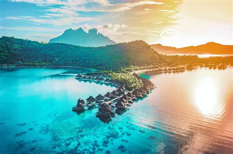 Top 5 Islands to Visit by Private Jet in French Polynesia