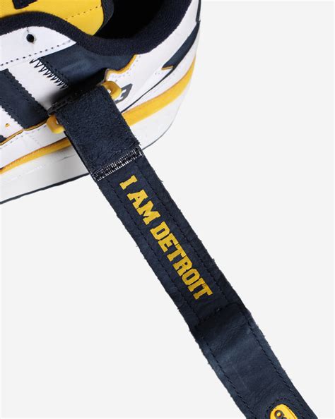 Snipes yeezy best sale