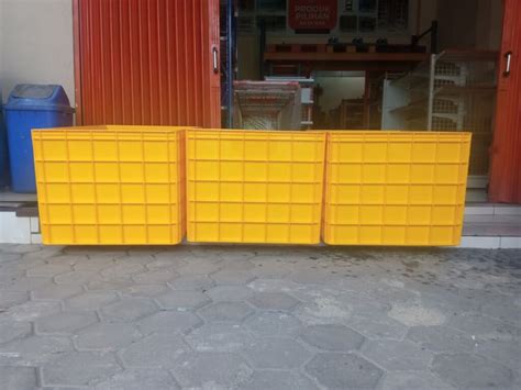 Container Box Besar Plastik Industri Rabbit Tipe 7099