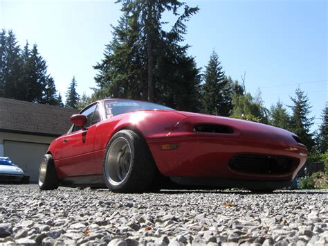 1991 Mazda MX-5 Miata VINs, Configurations, MSRP & Specs - AutoDetective