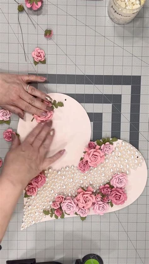 Laura Jean Wreath Tutorials 的图像结果