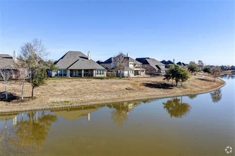 About Lakemont | Schools, Demographics, Things to Do - Homes.com
