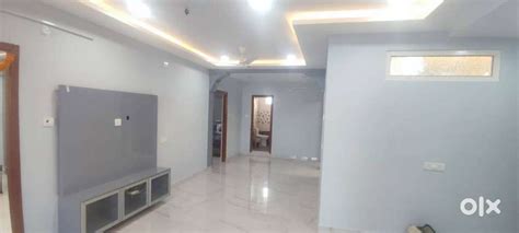 Madhapur, Hyderabad one room in 6BHK flat with attached Bathroom - For ...