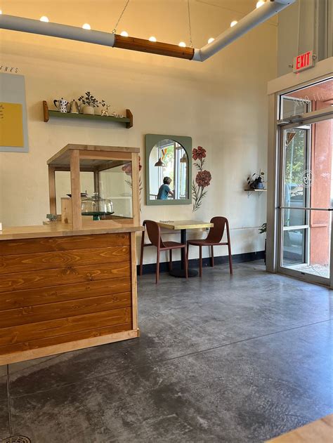 Golden Goods Sandwich & Bake Shop - Hood River Oregon Restaurant - HappyCow