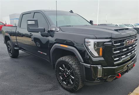 GMC Sierra 2500HD Heavy-Duty AT4