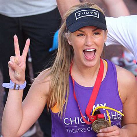 Miss Universe Great Britain Amy Willerton completes London Marathon 2014