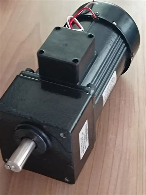Foot Mounting Motor - 360 Watt Three Phase Induction Gear Motor ...