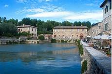 le terme bagno vignoni springs of bagno vignoni visit tuscany le terme bagno vignoni springs of bagno vignoni visit tuscany