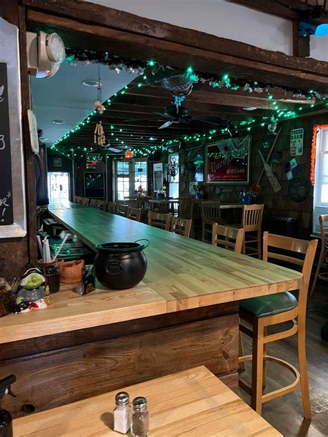 660 Main St, Bally, PA 19503 - Bally Hotel & Pub | LoopNet