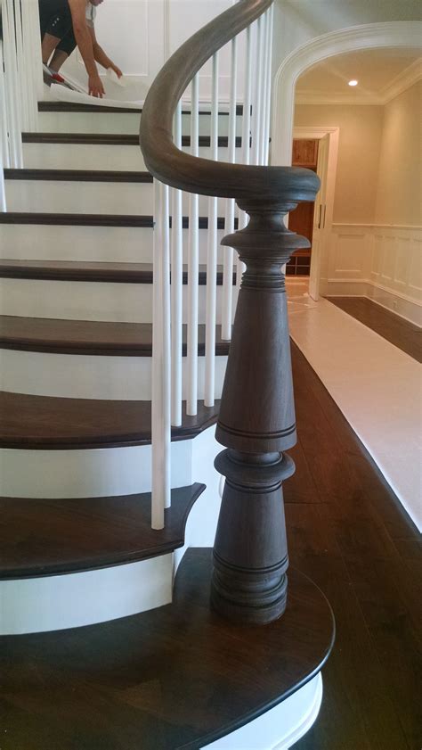 Newel Posts Stairs