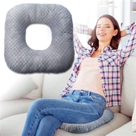 Amazon.com: Bed Sore Cushion for Butt Hemorrhoid Pillow Sitting Donut Pillow for Tailbone Pain ...