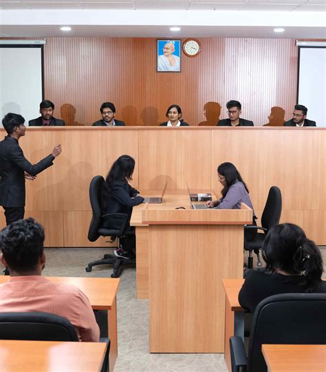 BA LLB, BBA LLB, LLB and LL.M Degree Admissions | DSU School of Law