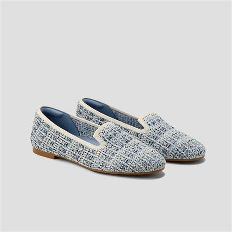 Audrey Round-Toe Woven Knit Loafer in Multi Blue Tweed | VIVAIA