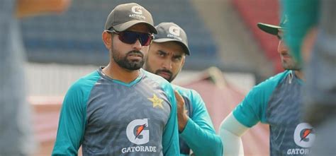 T20 World Cup: Babar Azam Tries To Copy Rohit Sharma Wittiness But ...