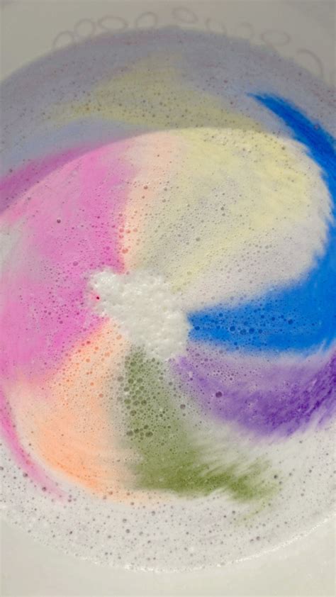 Cloud Bath Bomb - Rainbow colours – FOAMO