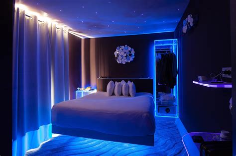 13 Amazing Bedroom LED Light Ideas for a Pleasant Ambiance - Darkless ...