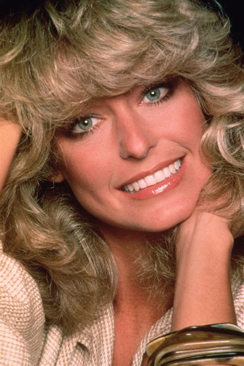 The Real Story Behind Farrah Fawcett’s Iconic Swimsuit Poster | The ...