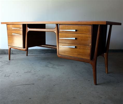 Lauren Natural Peroba Mid-Century Modern Office Desks at Sebastian ...