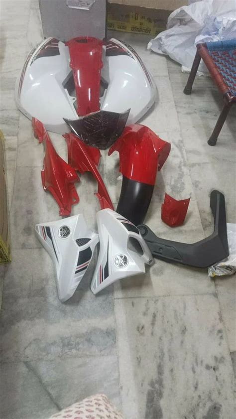 Yamaha Motorcycle Spare Parts - Yamaha FZS V2.0 Body Parts Trader ...