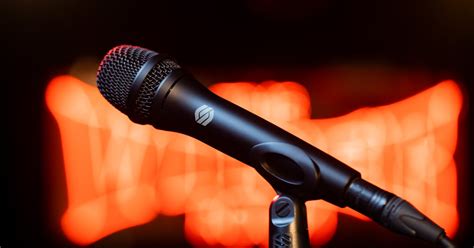 Image result for How Does a Dynamic Micropohone Work