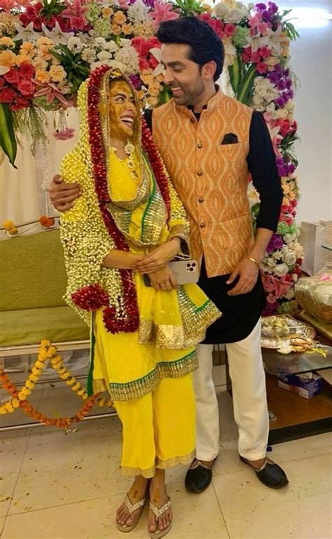 Haldi Ceremony Pictures: धूमधाम से शुरु हुआ 'दिव्य-दृष्टि' फेम एक्ट्रेस ...