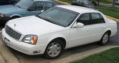 2004 Cadillac DeVille DHS - Sedan 4.6L V8 auto