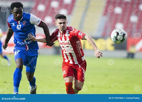 UTA Arad vs. FC Botosani editorial stock photo. Image of botosani - 211321833