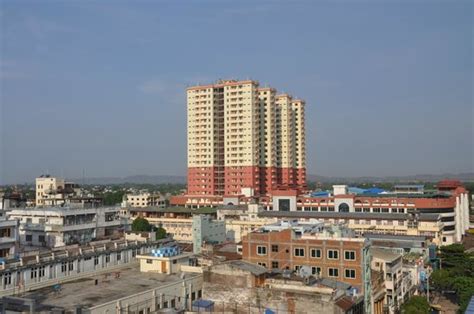 SILVER STAR HOTEL (Mandalay) - Hotel Reviews & Photos - Tripadvisor