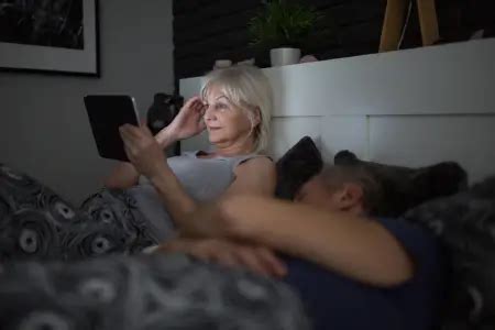 Insomnia - Symptoms, Causes, Types, Treatment and Consultation
