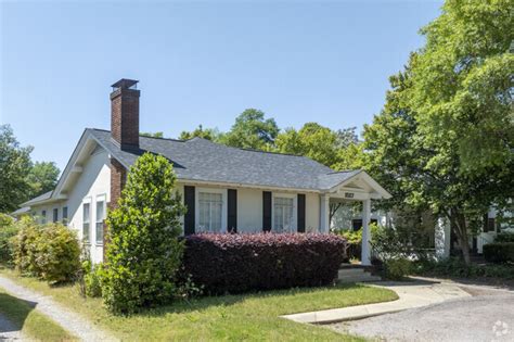 About Highland Park | Schools, Demographics, Things to Do - Homes.com