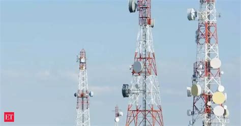 Indus Towers' increasing receivables a risk: Analysts - The Economic Times