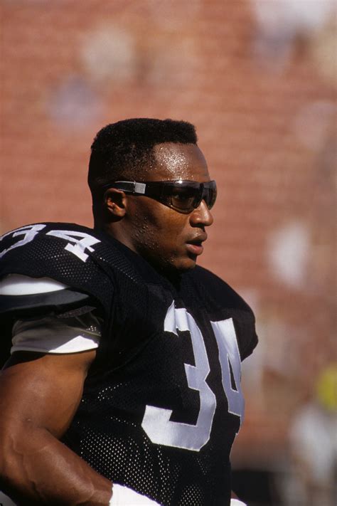 Raiders' Bo Jackson: One of the NFL's Most Explosive and Entertaining